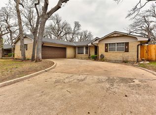 2100 N Alexander Ln, Bethany, OK 73008