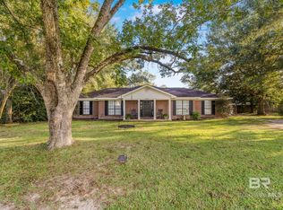 18952 Silverhill Ave, Robertsdale, AL 36567