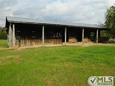 5th image of 2510 Highway 64 W