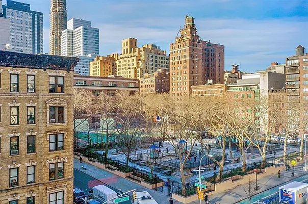 Sold by Corcoran | media 7