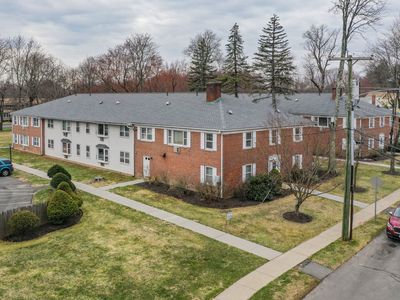 117 Shadow Lane APT B2, West Hartford, CT, 06110