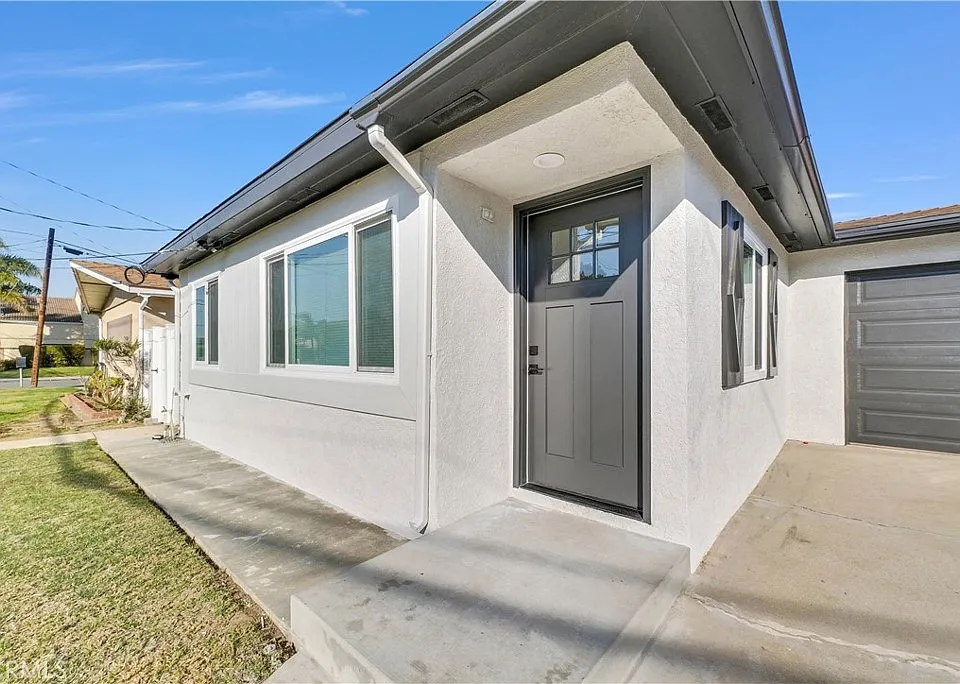 18432 Patterson Ln