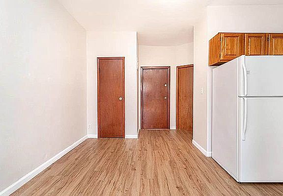 3rd image of 22-67 42nd St #3