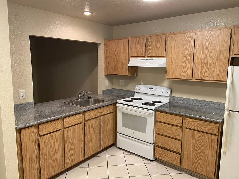 1st image of 3514 25th St #305