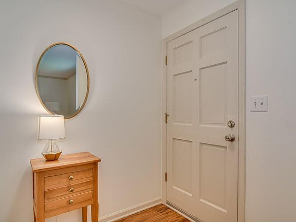 2nd image of 2609 Henry Street #D1