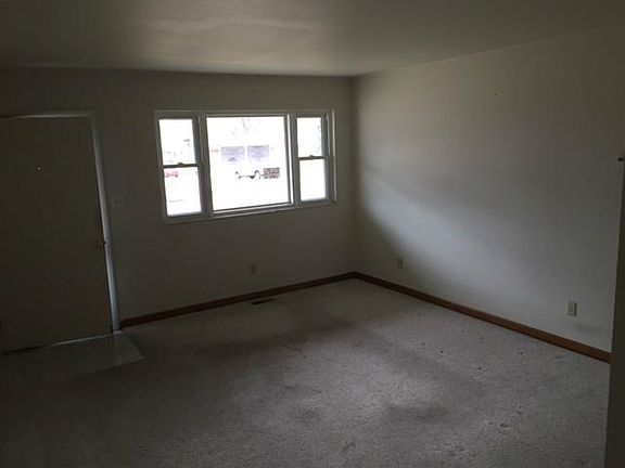 4th image of 7201 Carmelita Dr