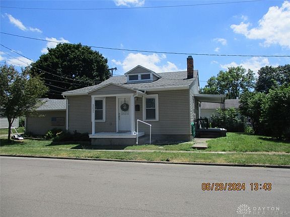 2nd image of 1211 Cherry St