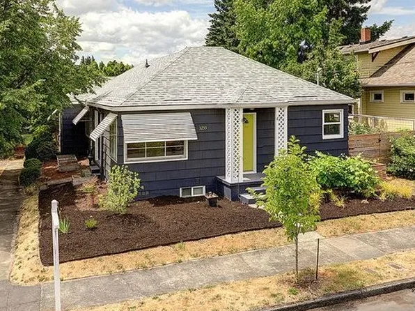 3235 SE 56th Ave, Portland, OR 97206
