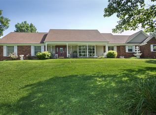 320 Maple Dr, Elizabethtown, KY 42701