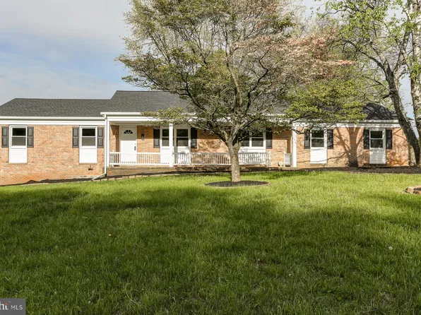 69 Hawthorne Cir, Willow Street, PA 17584