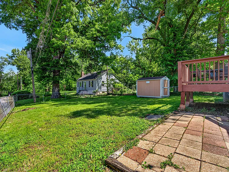8821 Kendale Dr — Photo 38