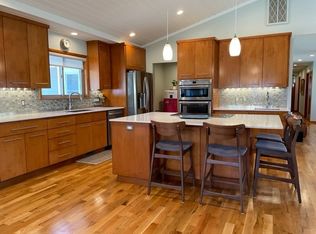 607 SW 2nd St, Bentonville, AR 72712