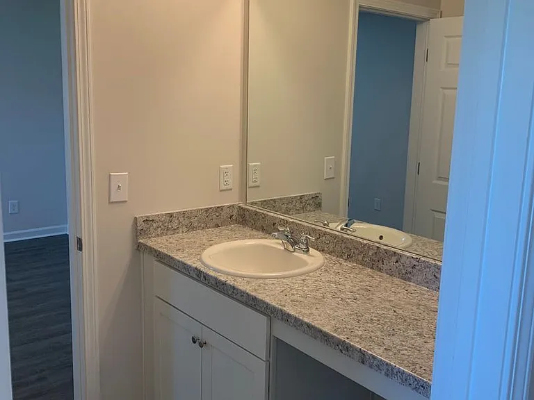12391 Waterbury Dr — Photo 19