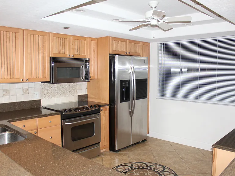 Custom Kitchen - Counter Tops