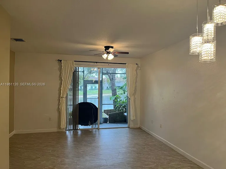 4211 Napoli Lake Dr #4211 — Photo 5
