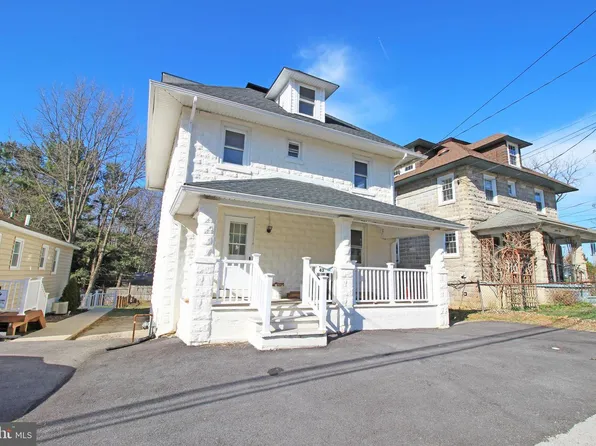 43 W Central Ave, Paoli, PA 19301