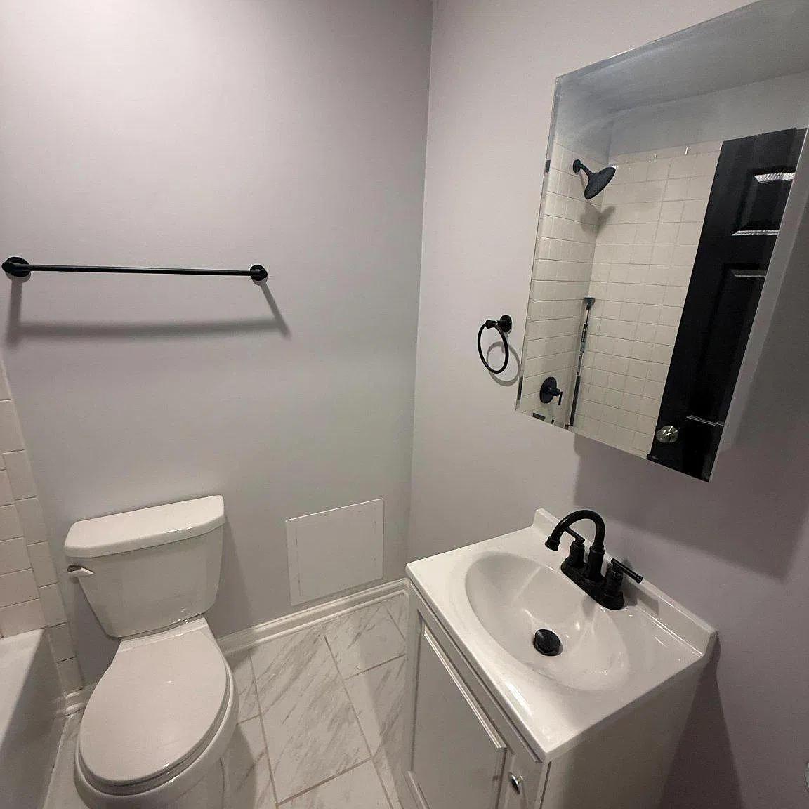 1 bed, 1.0 bath, 2970 sqft, $1,450 — Photo 1