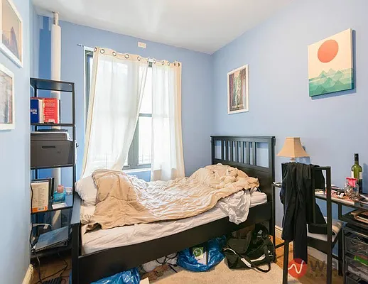 Rented by Wave Real Estate Group | media 32