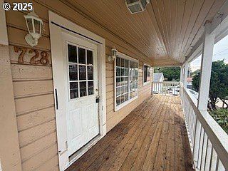 4th image of 728 N Elliott St