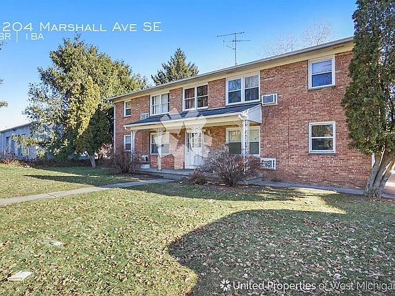 2nd image of 3204 Marshall Ave SE