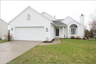 1st image of 320 Prairie Run Dr NE
