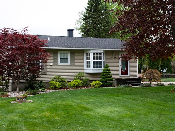 2nd image of 4507 Poulin St
