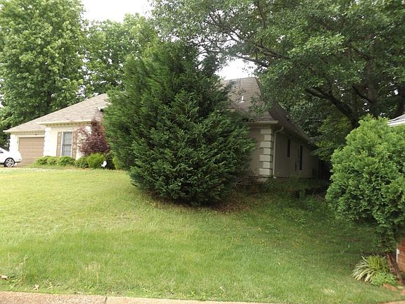 2nd image of 8866 Orchard Park Cv