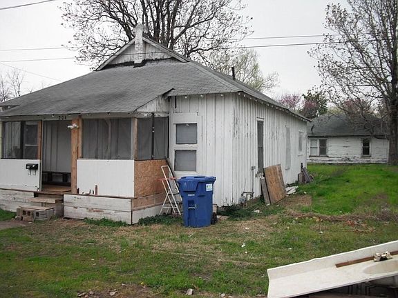 5th image of 204 Oakland Ave