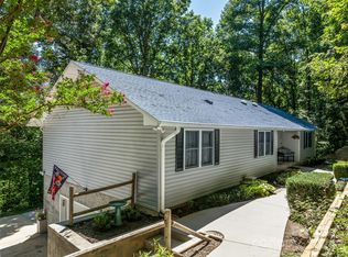 11 Cedar Summit Rd, Asheville, NC 28803