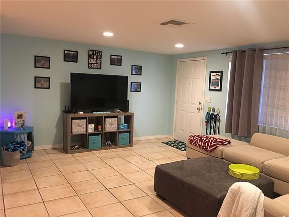 4th image of 5810 Elena Dr