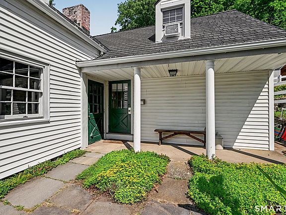 2nd image of 723 Riverbank Rd