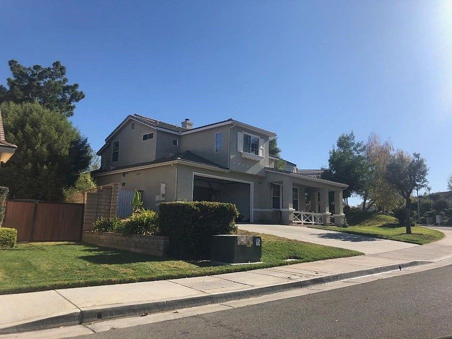 2nd image of 28890 Half Moon Pl