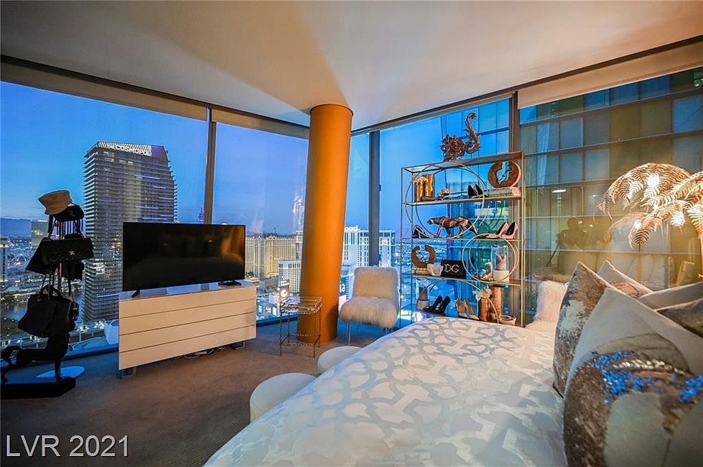 3726 Las Vegas Blvd S Unit 3109 Las Vegas Nv 89158 Mls 2319096 Zillow