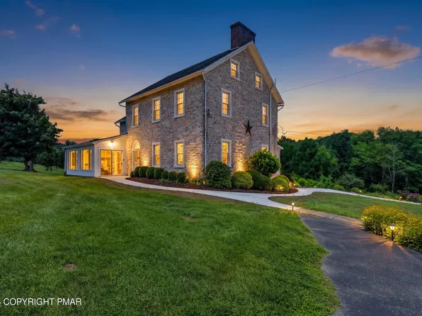 768 Orchard Rd, Mount Bethel, PA 18343