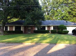 5050 Romany Dr, Jackson, MS 39211