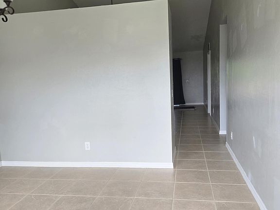 5th image of 11106 Pendleton Ave #11108