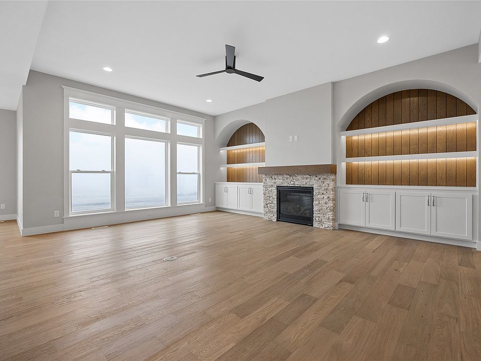1st image of 3667 McClain Way