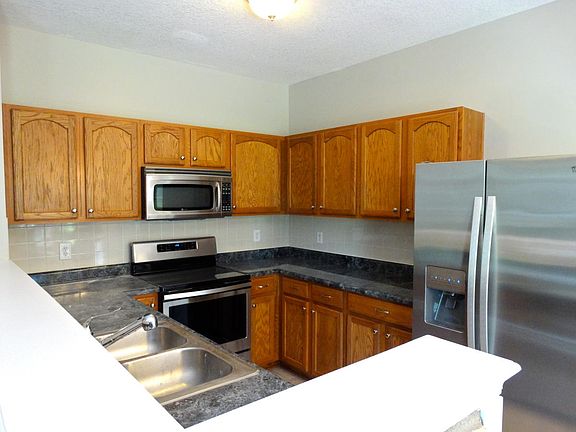 2nd image of 1248 Hall Ln