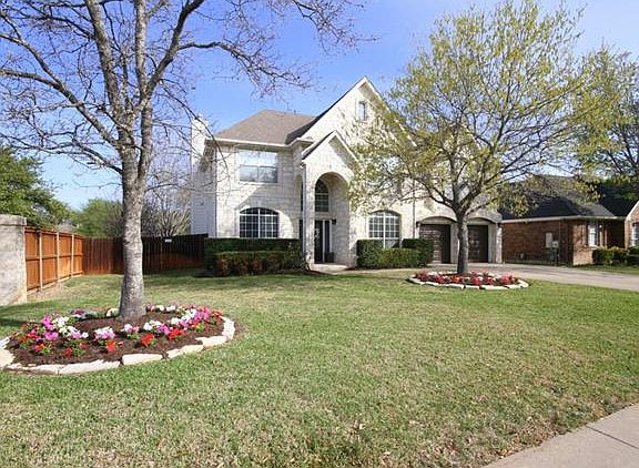 2nd image of 2000 Wood Glen Dr