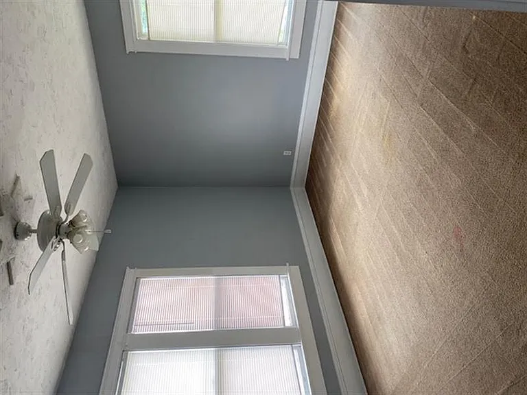 205 Broad St — Photo 5