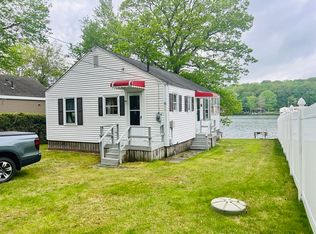 91 Shore Rd, Sturbridge, MA 01566