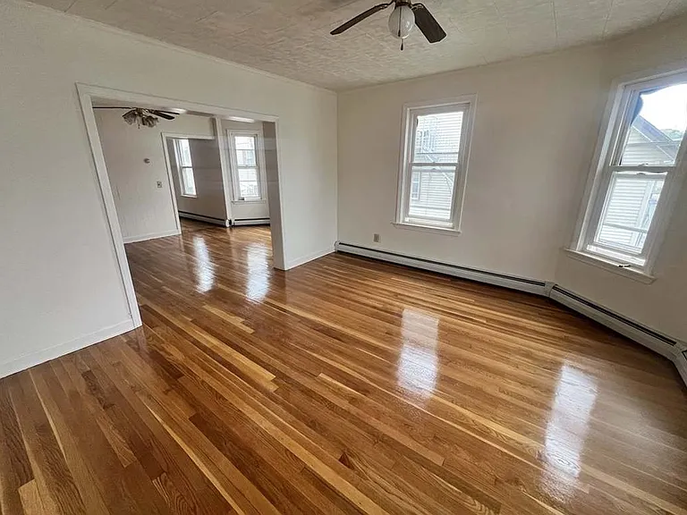 212 Brightman St #3 — Photo 11