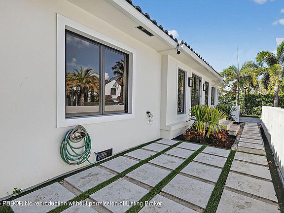 4th image of 326 Palmetto St