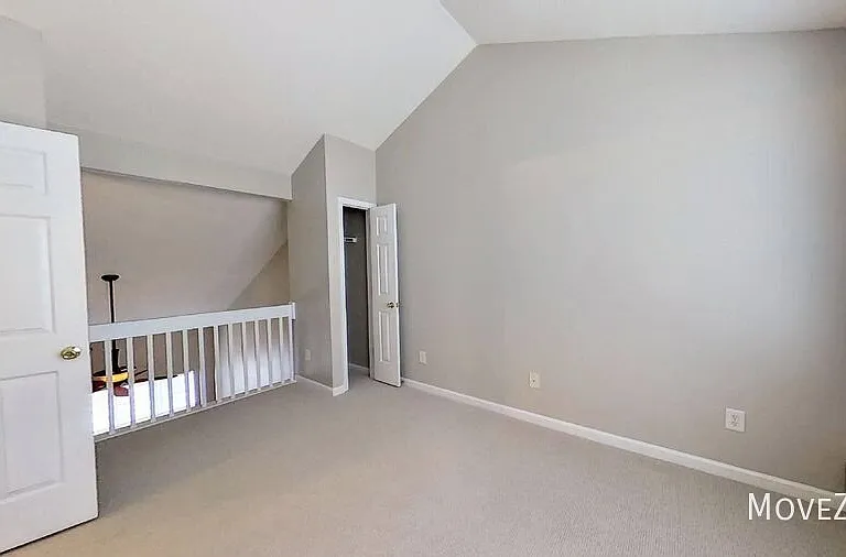 255 Luzelle Dr — Photo 19