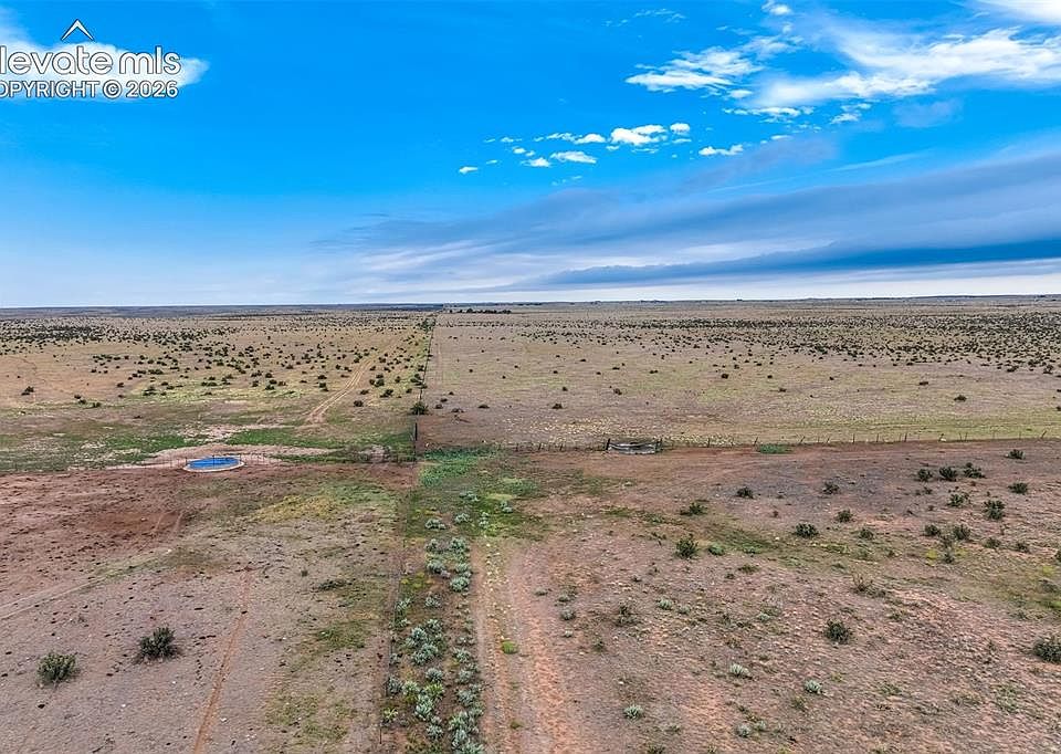 19th image of 15575 Degroot Rd