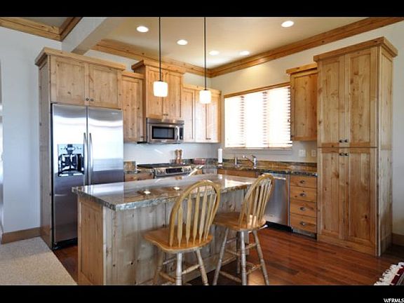 4th image of 5948 E Big Horn Pkwy #126