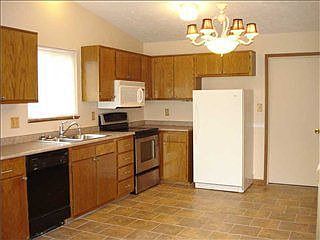 2nd image of 3660 Pleasant Lake Dr