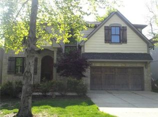 5434 Aberdeen Rd, Fairway, KS 66205