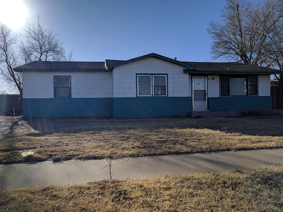 1st image of 818 E Municipal Dr