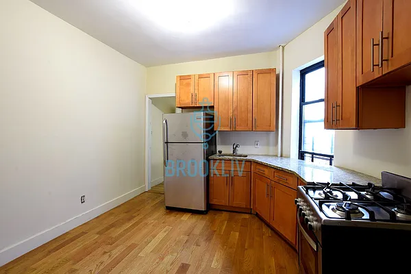 Rented by null | media 19